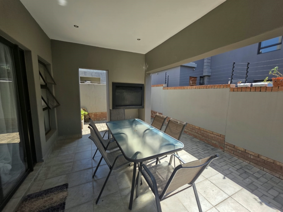 3 Bedroom Property for Sale in Wild Olive Estate Free State